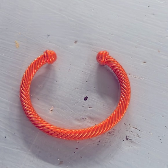 Orange 🍊 Twisted Cable Bangle Cuff Bracelet - Picture 3 of 7